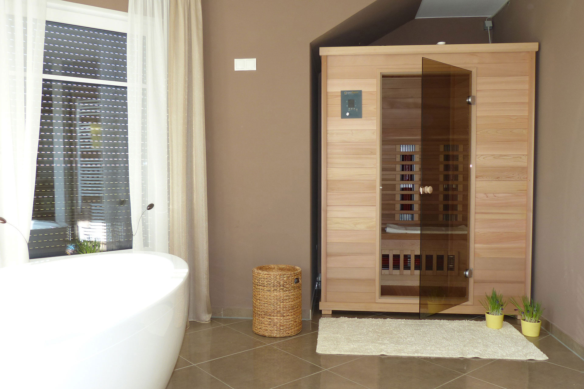 Infrarotsauna von axotherm – im Badezimmer